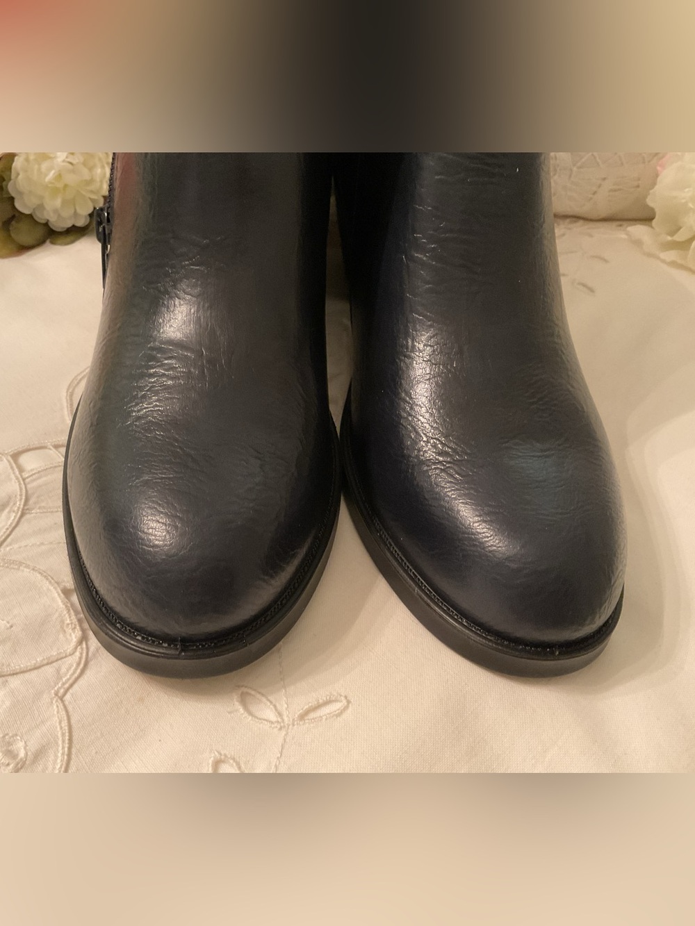 NEW WITHOUT TAGS EASY STREET “MORGANA” COMFORT WAVE BLACK ANKLE BOOTS SIZE 8M - Picture 6 of 16